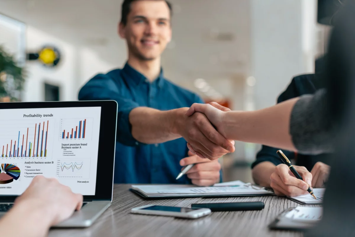 Czy są zmiany w prawie jak wynająć podnośnik?